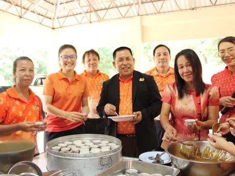 โครงการอบรมส่งเสริมอาชีพระยะสั้น หลักสูตรการทำปลาส้มไร้กาง และเค้กกล้วยหอม